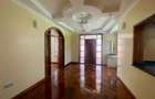 5 Bed House with En Suite at Lavington Green - 7