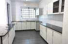 4 Bed Apartment with En Suite in Westlands Area - 1