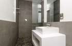 2 Bed Apartment with En Suite in Garden Estate - 4