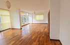 5 Bed Townhouse with En Suite at Convent Drive - 2