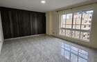 4 Bed Apartment with En Suite in Parklands - 12