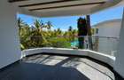 1 Bed Apartment with En Suite at 3Rd Avanue - 4
