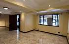 5 Bed Townhouse with En Suite in Lavington - 6