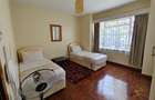 Serviced 3 Bed Apartment with Swimming Pool in Kilimani - 8