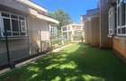 5 Bed Townhouse with En Suite in Lavington - 10