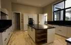 5 Bed Townhouse with En Suite in Loresho - 19
