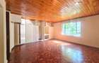 4 Bed House with En Suite at Hardy Area - 12
