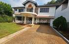 5 Bed House with En Suite in Spring Valley - 1