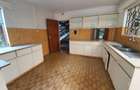 4 Bed Townhouse with En Suite at Lavington - 6