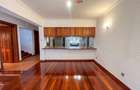 4 Bed Townhouse with En Suite in Spring Valley - 16