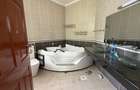 5 Bed Townhouse with En Suite in Lavington - 17