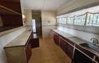 5 Bed House with En Suite at Lavington Green - 12