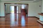 5 Bed Townhouse with En Suite in Loresho - 16