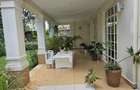 4 Bed Townhouse with En Suite in Spring Valley - 12