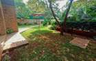 5 Bed Townhouse with En Suite at Lavington - 3