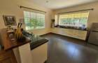 3 Bed House with En Suite in Ridgeways - 7