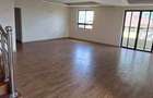 5 Bed Apartment with En Suite at Parklands - 10