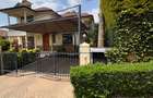 4 Bed Townhouse with En Suite in Loresho - 1