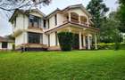 5 Bed Townhouse with En Suite in Rosslyn - 2