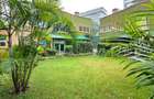 4 Bed Townhouse with En Suite at Riverside Drive - 2
