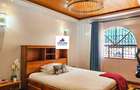 4 Bed Villa with En Suite in Brookside - 2