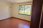 5 Bed Townhouse with En Suite at Lavington Road - 8