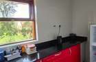 5 Bed Townhouse with Garden at Near The Hub - 8