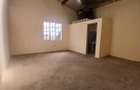 7,200 ft² Warehouse with Parking in Ruaraka - 2