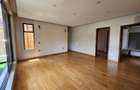 5 Bed Townhouse with En Suite at Lavington - 18
