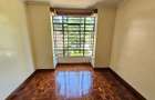 4 Bed House with En Suite in Rosslyn - 15