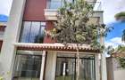 5 Bed Townhouse with En Suite in Lavington - 1