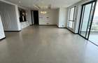 3 Bed Apartment with En Suite in Riverside - 4