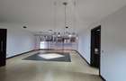 3 Bed Apartment with En Suite at Riverside Drive - 8