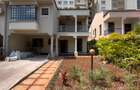 4 Bed Townhouse with En Suite in General Mathenge - 1