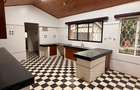 5 Bed House with En Suite in Gigiri - 9
