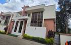 5 Bed Townhouse with En Suite at Lavington Green - 1