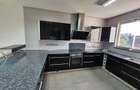 3 Bed Apartment with En Suite in Riverside - 3