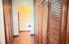 5 Bed House with En Suite in Runda - 13