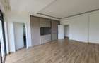 4 Bed Apartment with En Suite in Riverside - 10