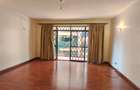 3 Bed Apartment with En Suite at Brook Side - 10