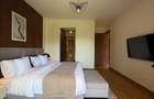 3 Bed Apartment with En Suite in Riverside - 6