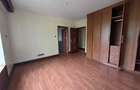 4 Bed Apartment with En Suite at Brookside Drive - 7