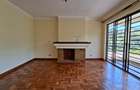 5 Bed Townhouse with En Suite at Lowerkabete - 10