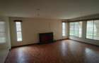 5 Bed House with En Suite at Lavington - 2