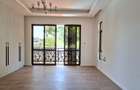 5 Bed Townhouse with En Suite in Lavington - 5