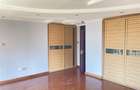 5 Bed Townhouse with En Suite in Lavington - 9