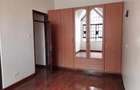 5 Bed Townhouse with En Suite at Lavington Green - 19