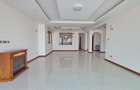 5 Bed Townhouse with En Suite in Lavington - 11