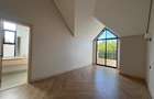 7 Bed Townhouse with En Suite at Covent Dr - 9