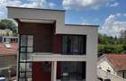 5 Bed Villa with En Suite at Lavington Shopping Centre - 2